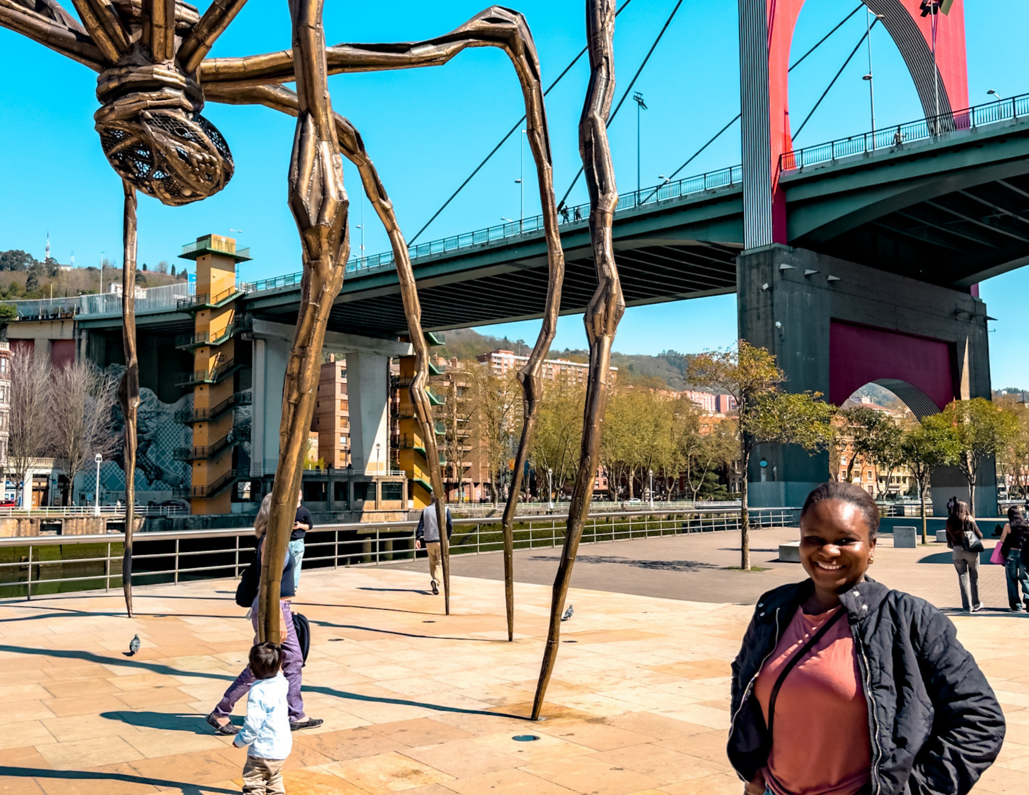 Bilbao Travel Guide (11).png